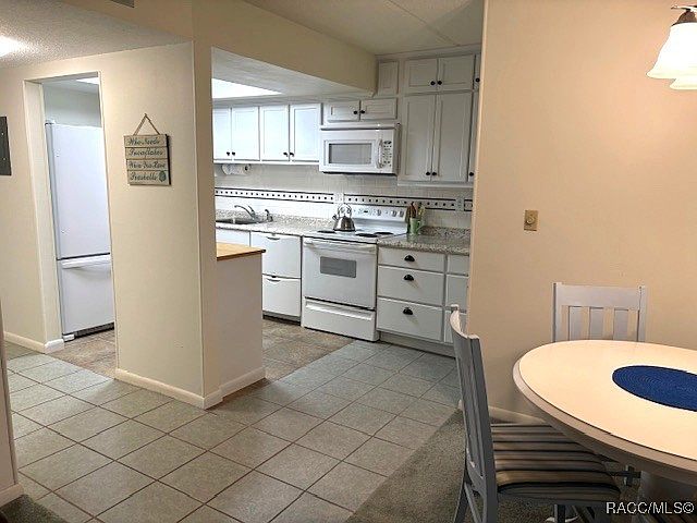 1st image of 2400 Forest Dr APT 106