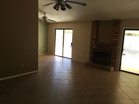 2nd image of 4846 E Dallas Cir
