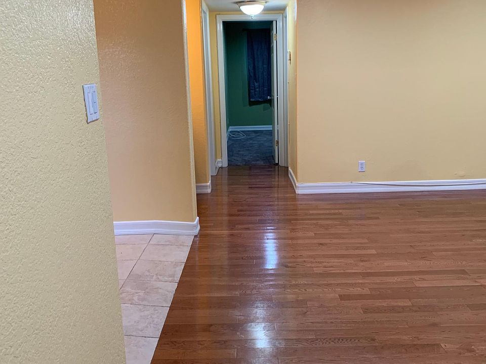 1st image of 4309 Troost Ave APT 5