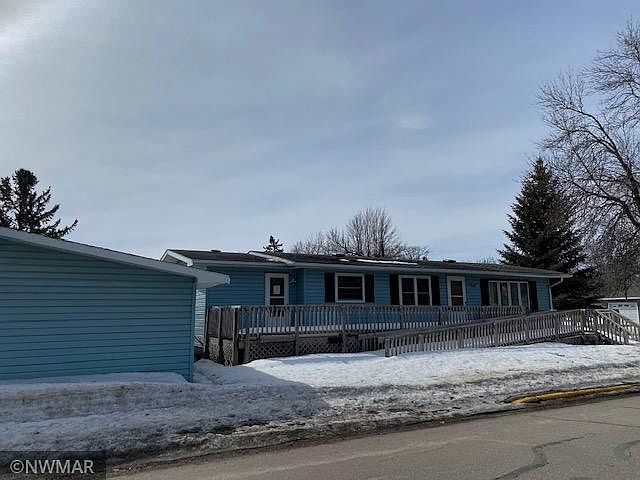 1st image of 602 Crocker Ave S