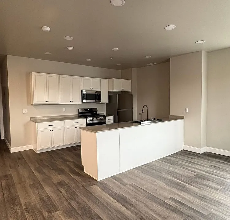 188 Main St #1-10