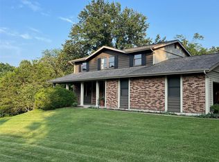 6005 Lafayette Dr, Weldon Spring, MO 63304