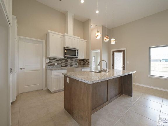 4th image of 8810 Osprey St