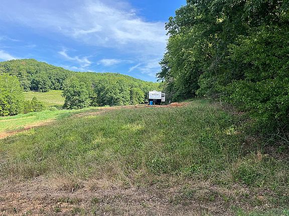 4th image of 20000 County Road 305