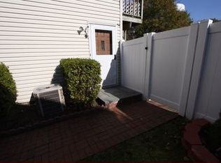 107 Hobson Ave, Saint James, NY 11780
