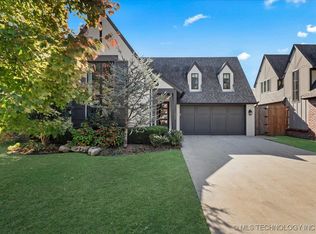 1426 E 37th Pl, Tulsa, OK 74105