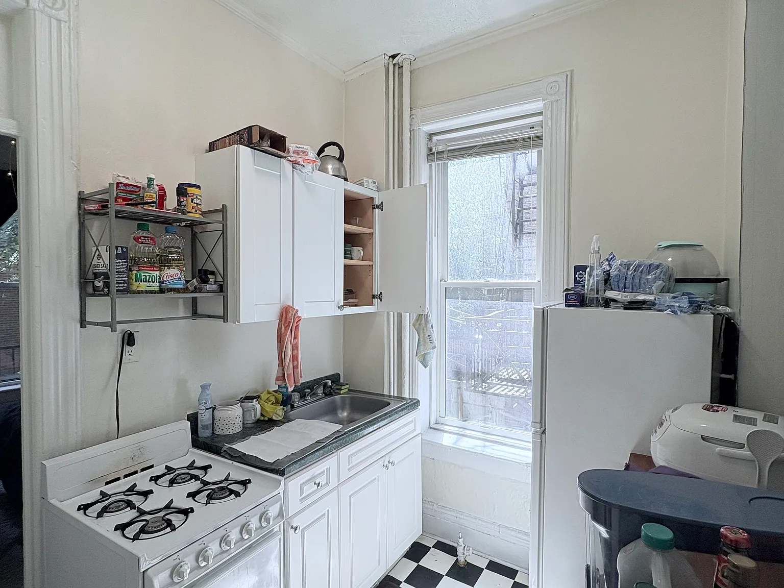 1 bed, 575 sqft, $2,450 — Photo 3
