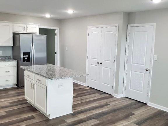 3rd image of 3018 Bodie Ct