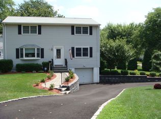 165 Grove Ave, Verona, NJ 07044