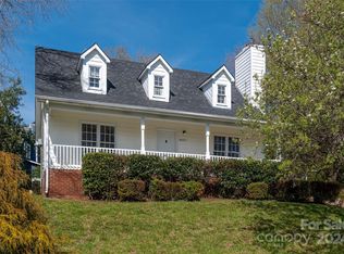8805 Hunter Green Ln, Charlotte, NC 28227