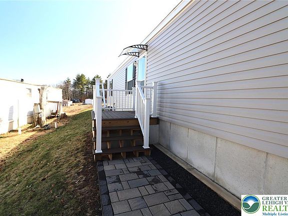 2nd image of 5016 Old Timber Rd