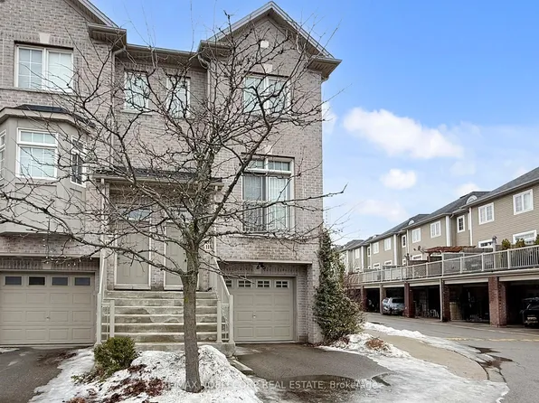 115 Piggott Mews, Toronto, ON M9N 0A7
