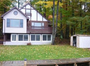106 Barney Lake Dr, Houghton Lake, MI
