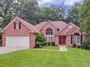 2121 Brittany Ct, Gainesville, GA 30506