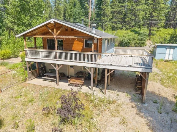 2939 Squaw Valley Rd, McCloud, CA 96057