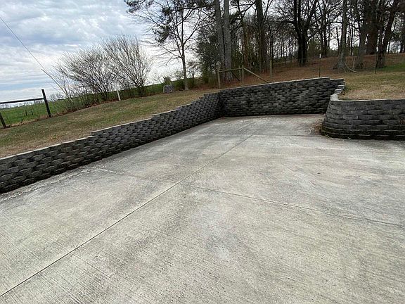 3rd image of 2574 Union Chapel Rd