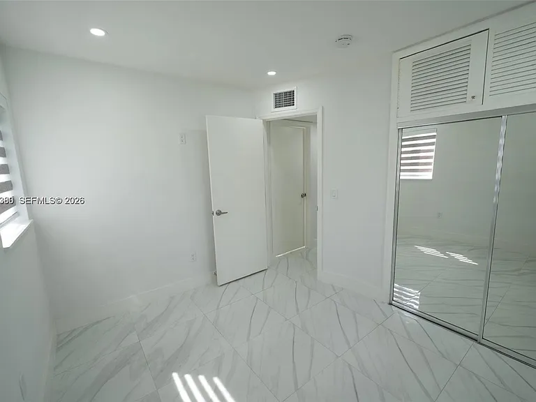 10381 SW 32nd St — Photo 17