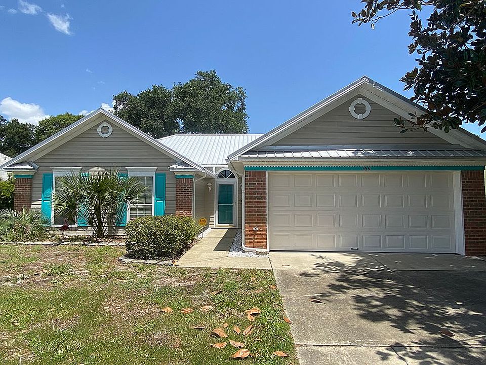 1st image of 169 Captains Pointe Cir