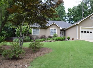 208 Pine Branch Dr, Stockbridge, GA 30281
