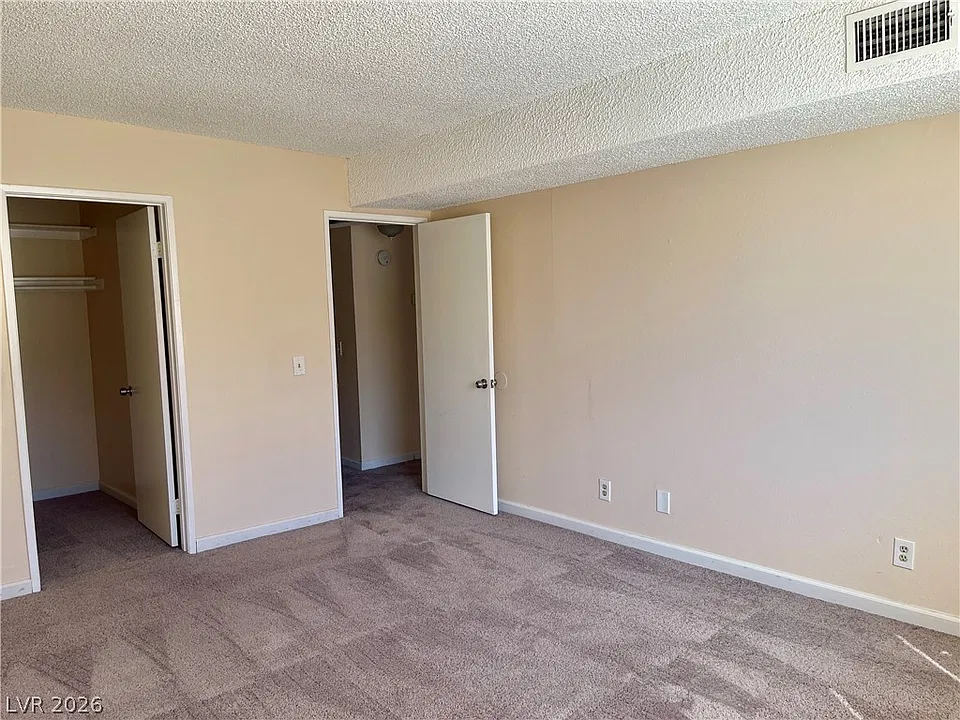 1405 Vegas Valley Dr #194