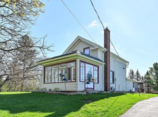 S51W30943 Old Village ROAD, Mukwonago, WI 53149