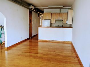 1203 Green St #2, Philadelphia, PA