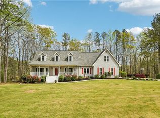5641 Lanny Dr, Powder Springs, GA 30127