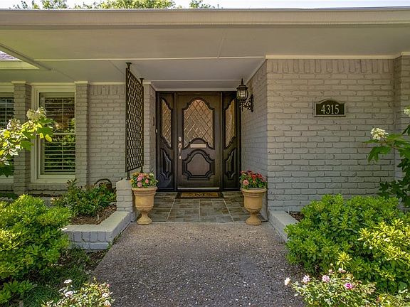 3rd image of 4315 San Gabriel Dr