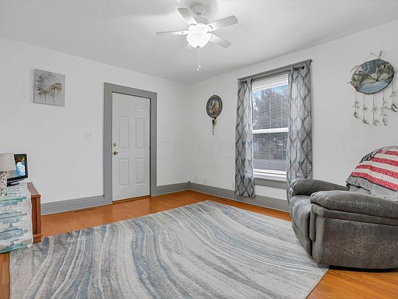 5th image of 42 King Ave