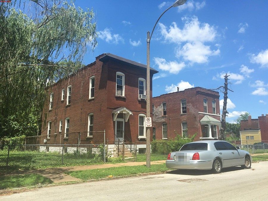 1st image of 4249 Desoto Ave