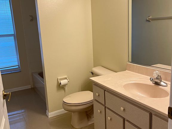 2nd image of 6926 SW 129th Ln