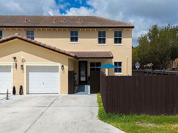2nd image of 24303 SW 115th Ct
