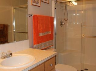 10500 221st Ln NE UNIT 204, Redmond, WA 98053