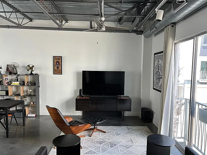 4801 S Congress Ave #J1 — Photo 9