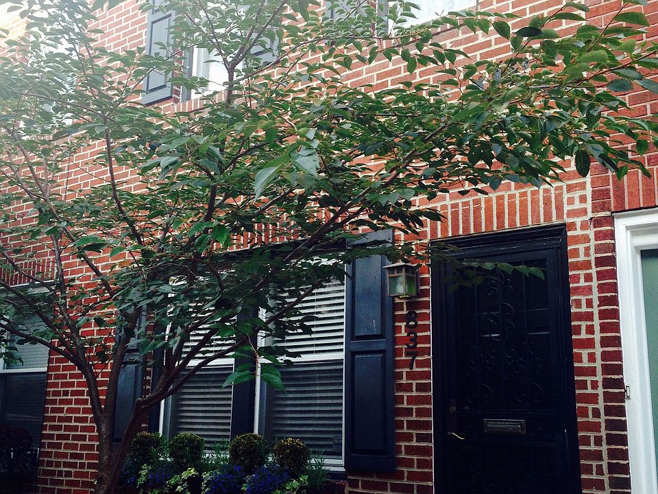 1st image of 837 N Bambrey St