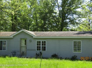 3821 Simot Rd, Eaton Rapids, MI 48827