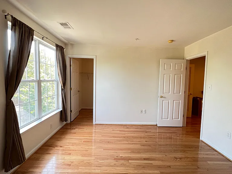 13027 Town Commons Dr — Photo 22