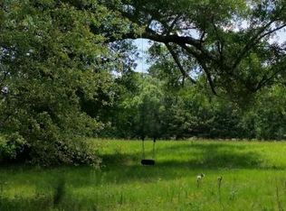 95 Larry Parmer Rd, Poplarville, MS 39470