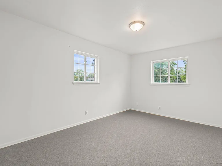 N84W15388 Menomonee Ave #4 — Photo 6