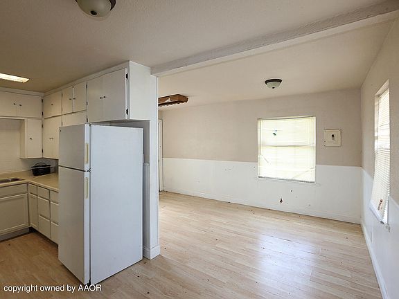 5th image of 713 N Grant St