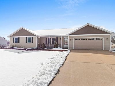 104 ROBIN LANE, Oconto, WI, 54153