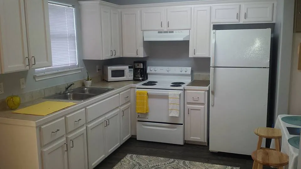 The Palm Tree Apartments