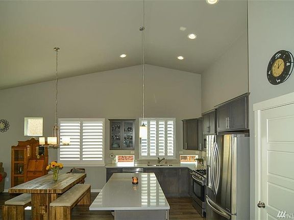 4th image of 1812 Gallagher Ct NW