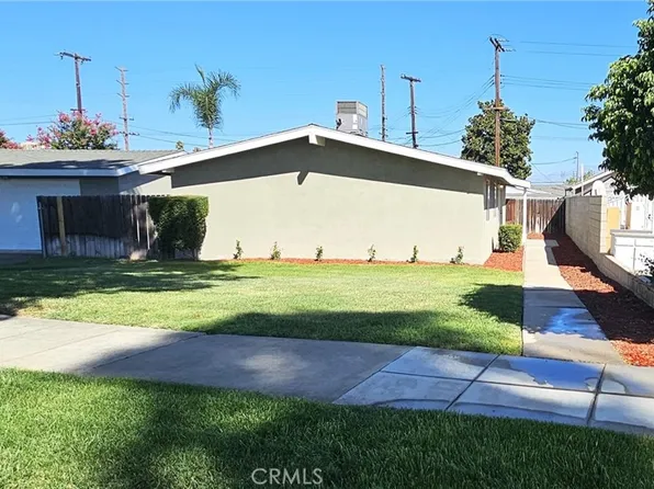 9059 Haskell St, Riverside, CA 92503