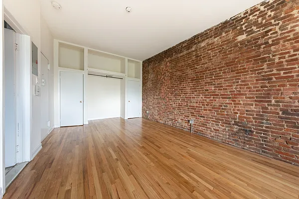 Rented by Corcoran | media 14