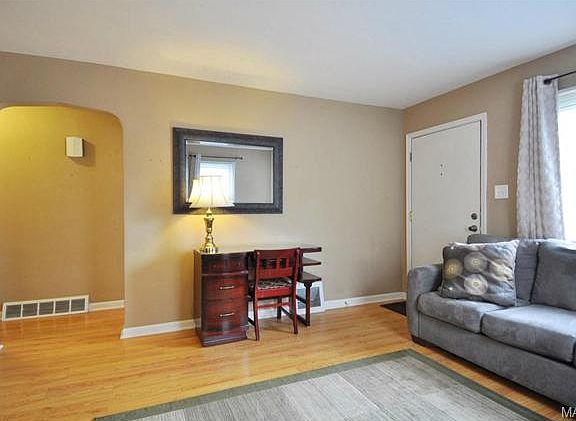 5th image of 7559 Folk Ave