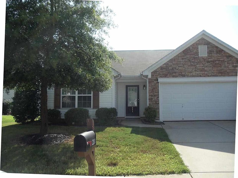 1st image of 211 Sawyer Dr