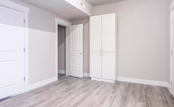 2nd image of 2600 Racquet Ln #28