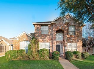 2217 Pecan Ln, Lewisville, TX 75067