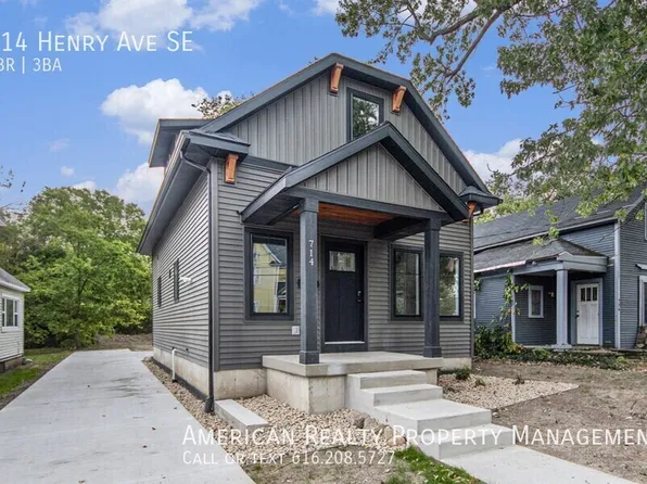714 Henry Ave SE, Grand Rapids, MI 49503